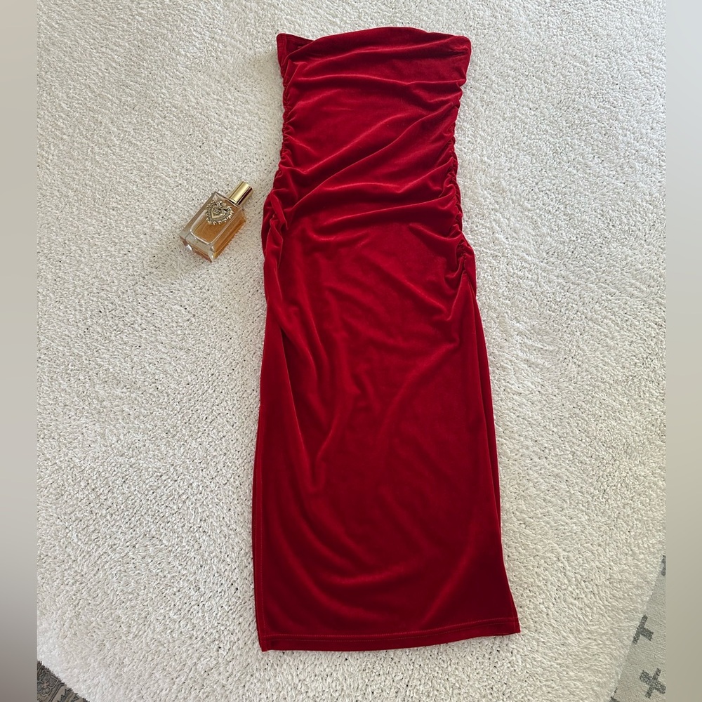 SHEIN Red Strapless Ruched Bodycon Dress